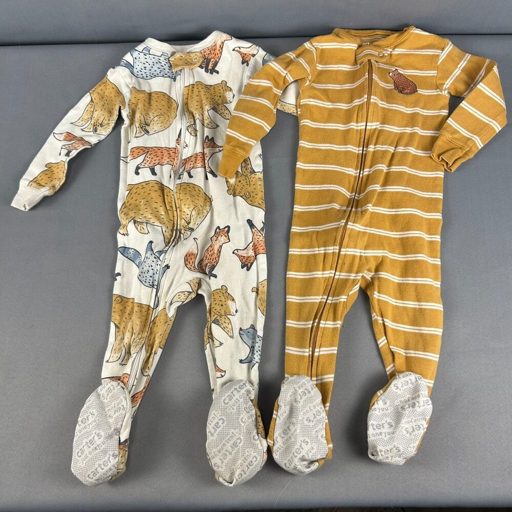 Carters Infant Winter Long Sleeve Footed Sleeper One-Pieces Lot of 2 - Size 12M
